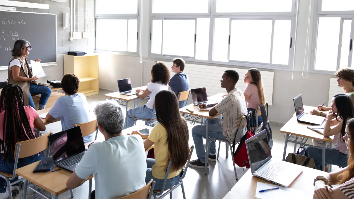 HAMEC educator leading Holocaust education program in school classroom