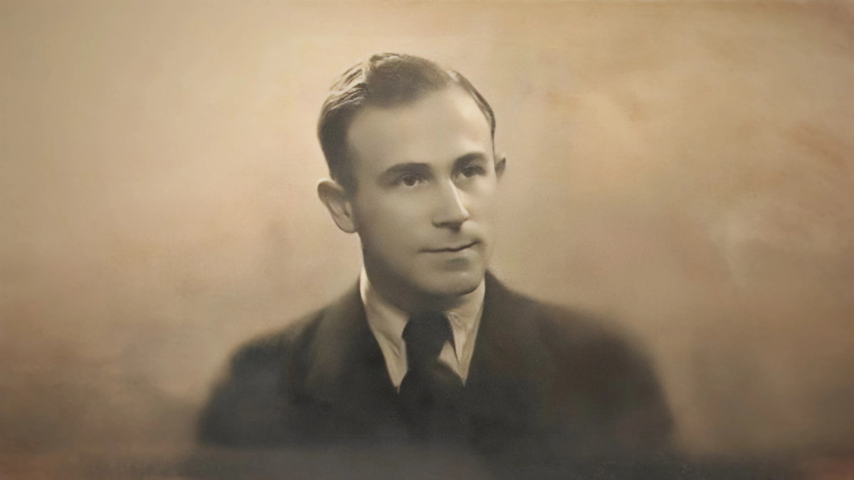 Erno Spiegel, Holocaust survivor who saved twins at Auschwitz with falsified records