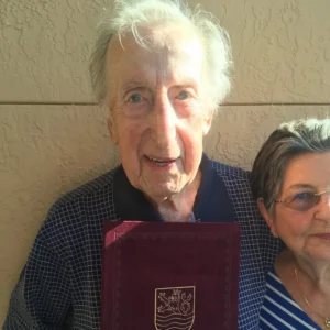 Ernest Simon with a letter from the mayor of Karlovy Vary