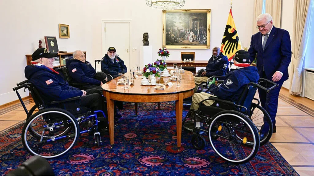 Reception for US veterans of World War II